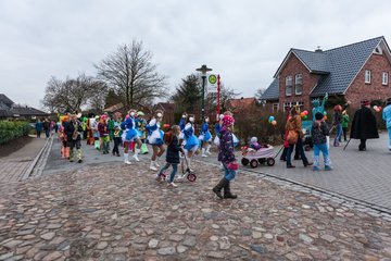 Bild 419 - Latuff 2016 Umzug